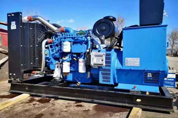 爱游戏ayx官网登录入口-爱游戏(中国)机电一批柴油发电机组发往客户手中